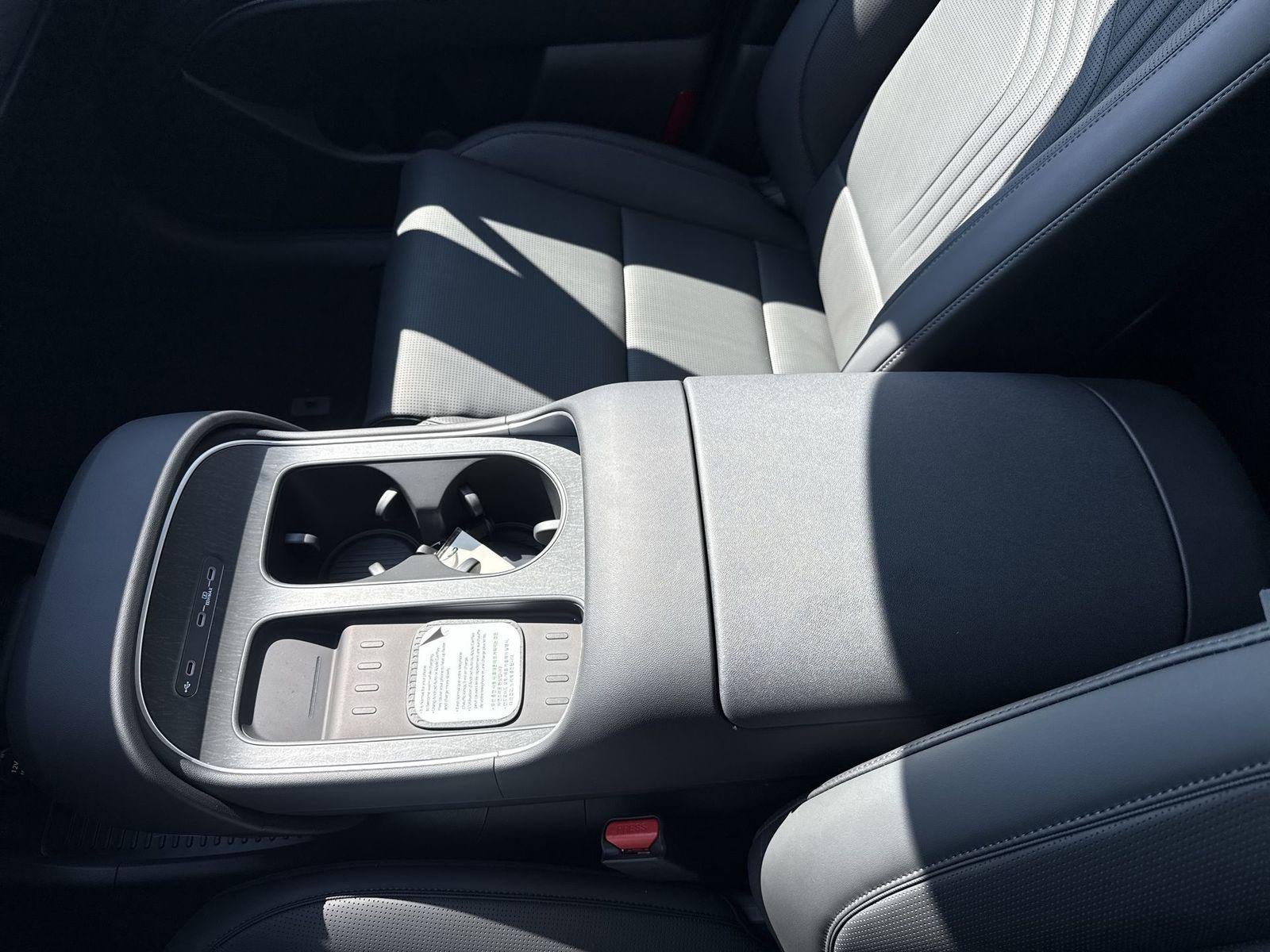 2026 Hyundai PALISADE SEL 7 Passenger