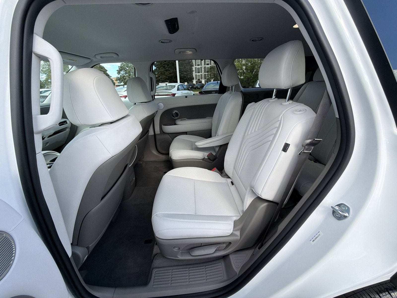 2027 Hyundai PALISADE SEL 7 Passenger