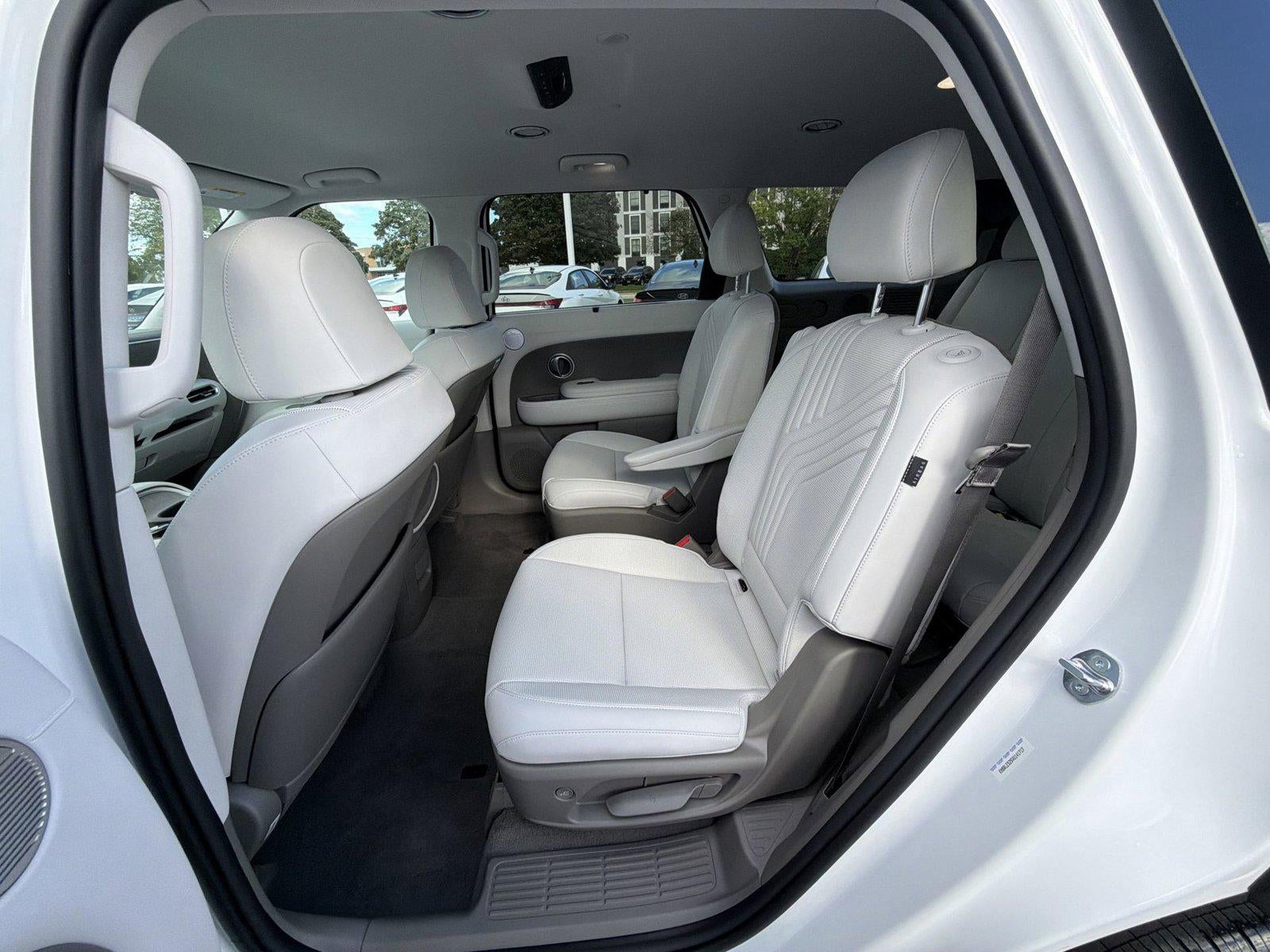 2027 Hyundai PALISADE SEL 7 Passenger