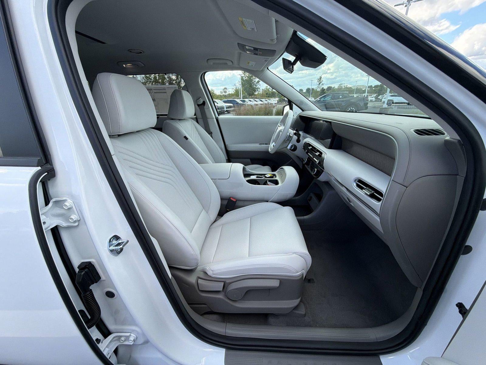 2027 Hyundai PALISADE SEL 7 Passenger
