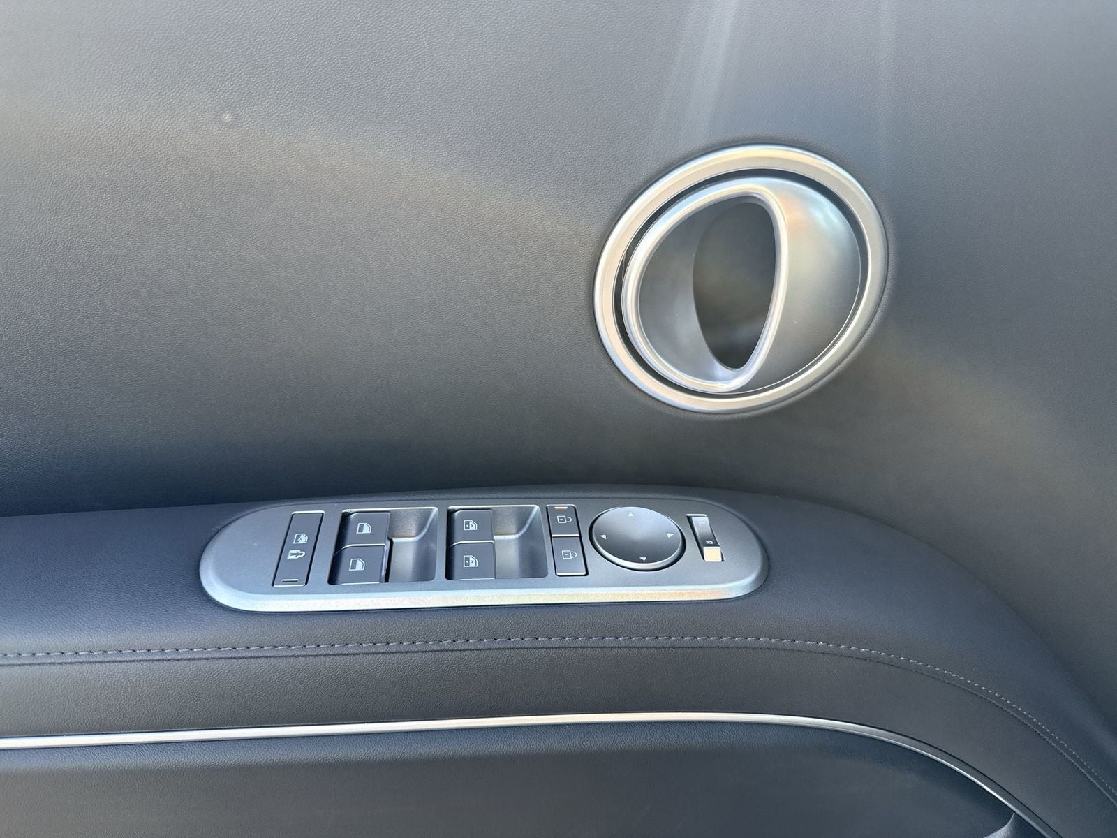 2027 Hyundai PALISADE SEL 7 Passenger