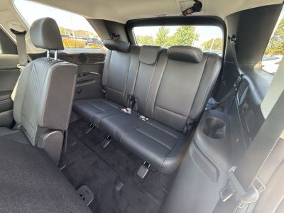 2027 Hyundai PALISADE SEL 7 Passenger