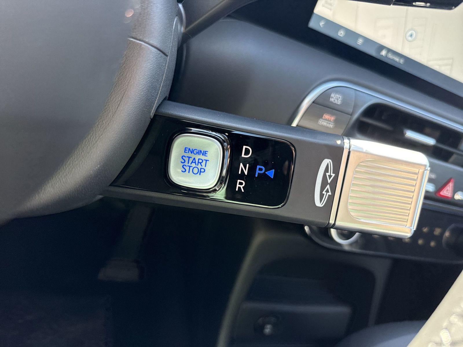 2027 Hyundai PALISADE SEL 7 Passenger