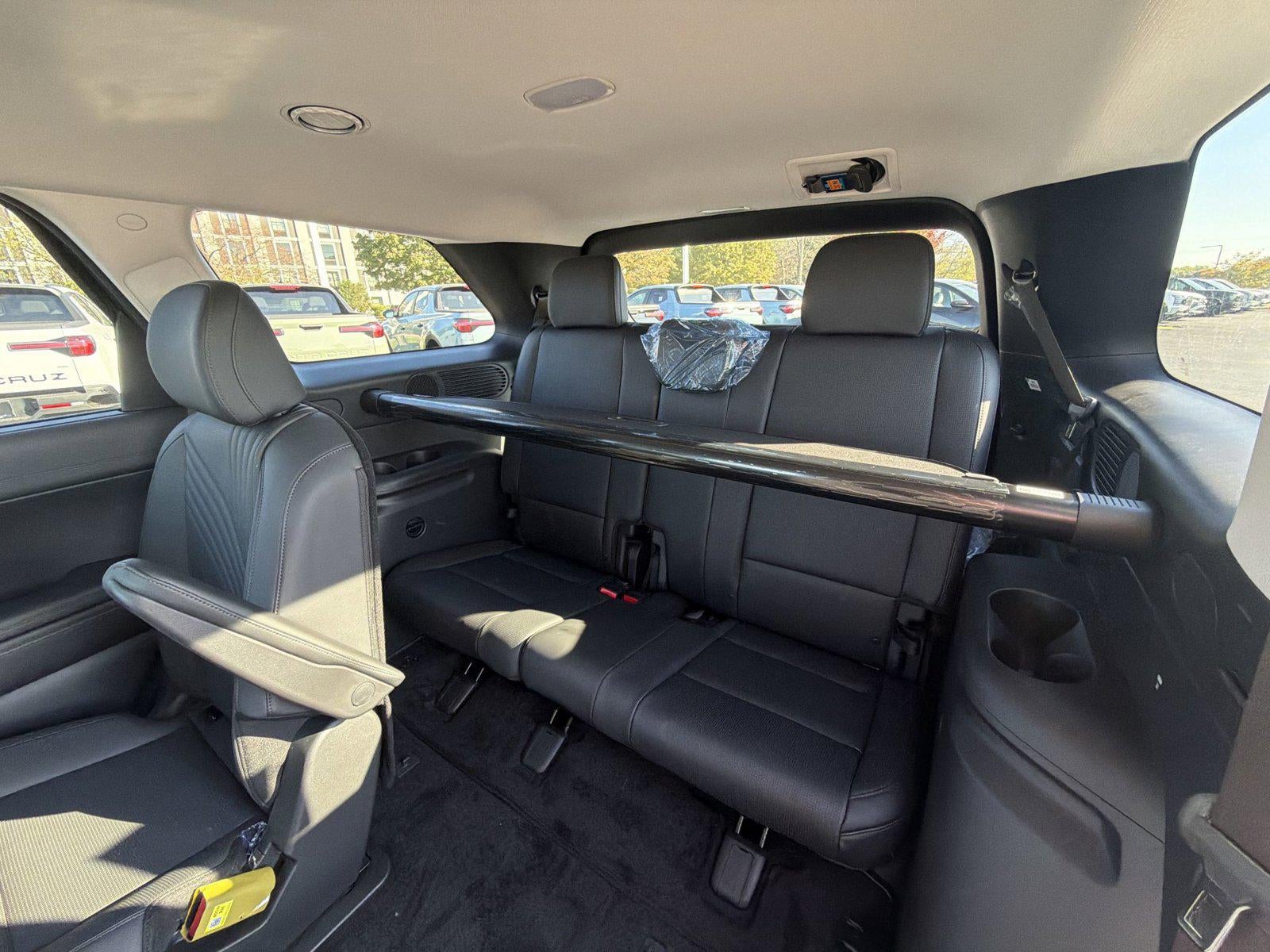 2027 Hyundai PALISADE SEL 7 Passenger