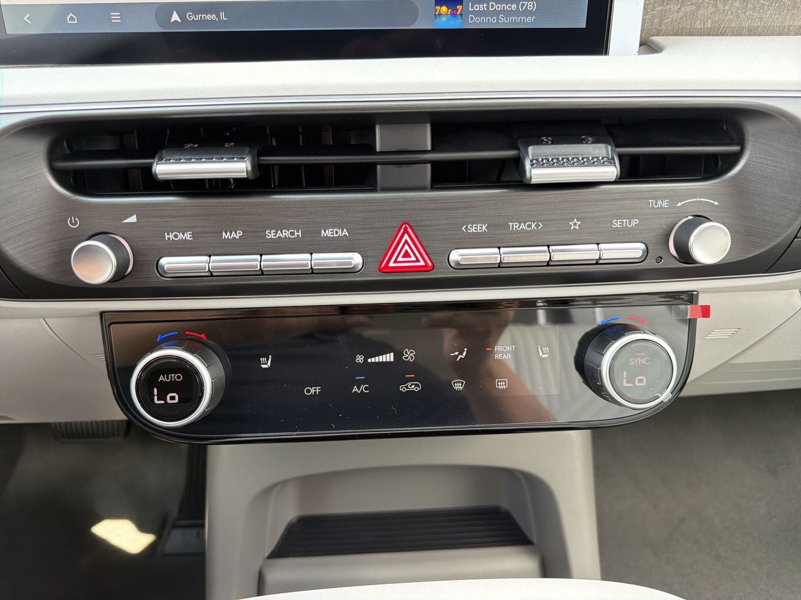 2027 Hyundai PALISADE SEL 8 Passenger