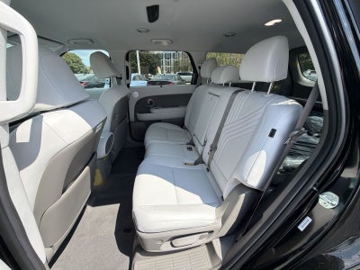 2027 Hyundai PALISADE SEL 8 Passenger