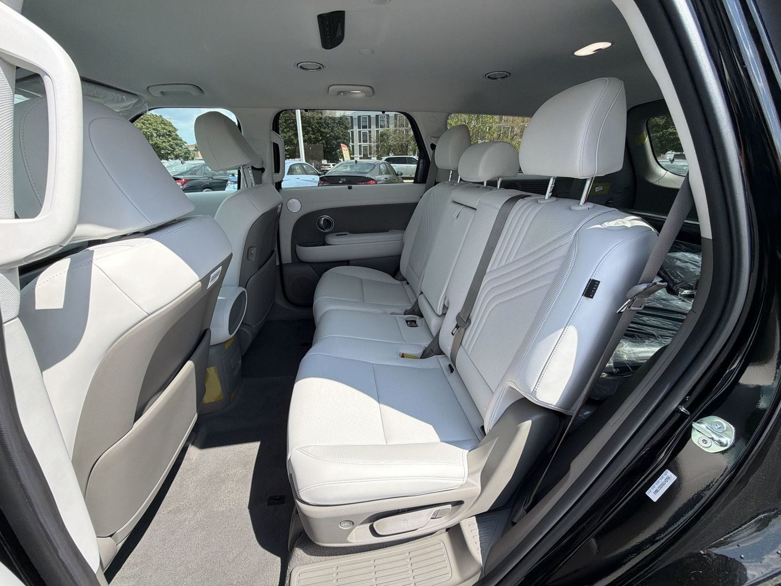 2027 Hyundai PALISADE SEL 8 Passenger