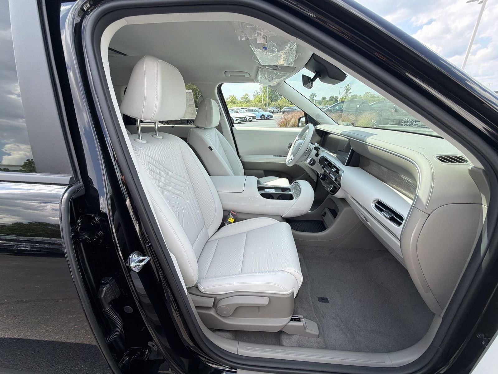 2027 Hyundai PALISADE SEL 8 Passenger