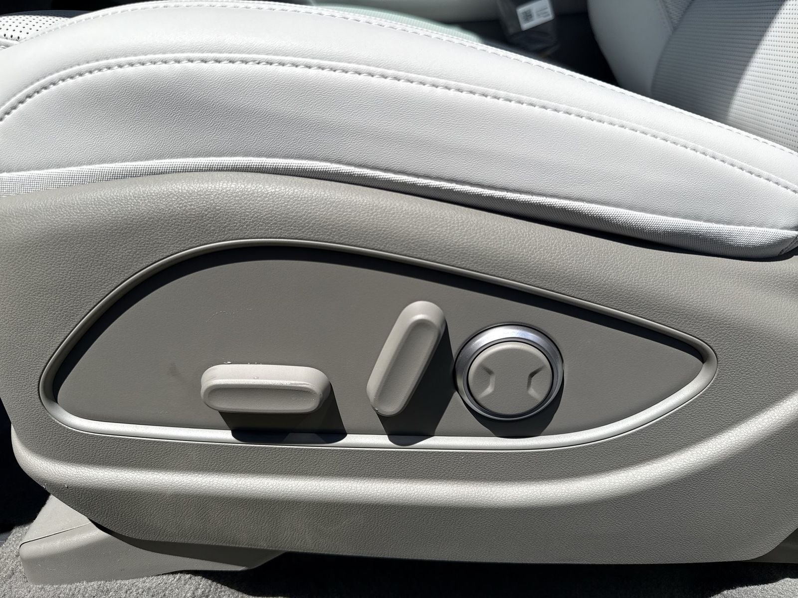 2026 Hyundai PALISADE HYBRID SEL 8 Passenger