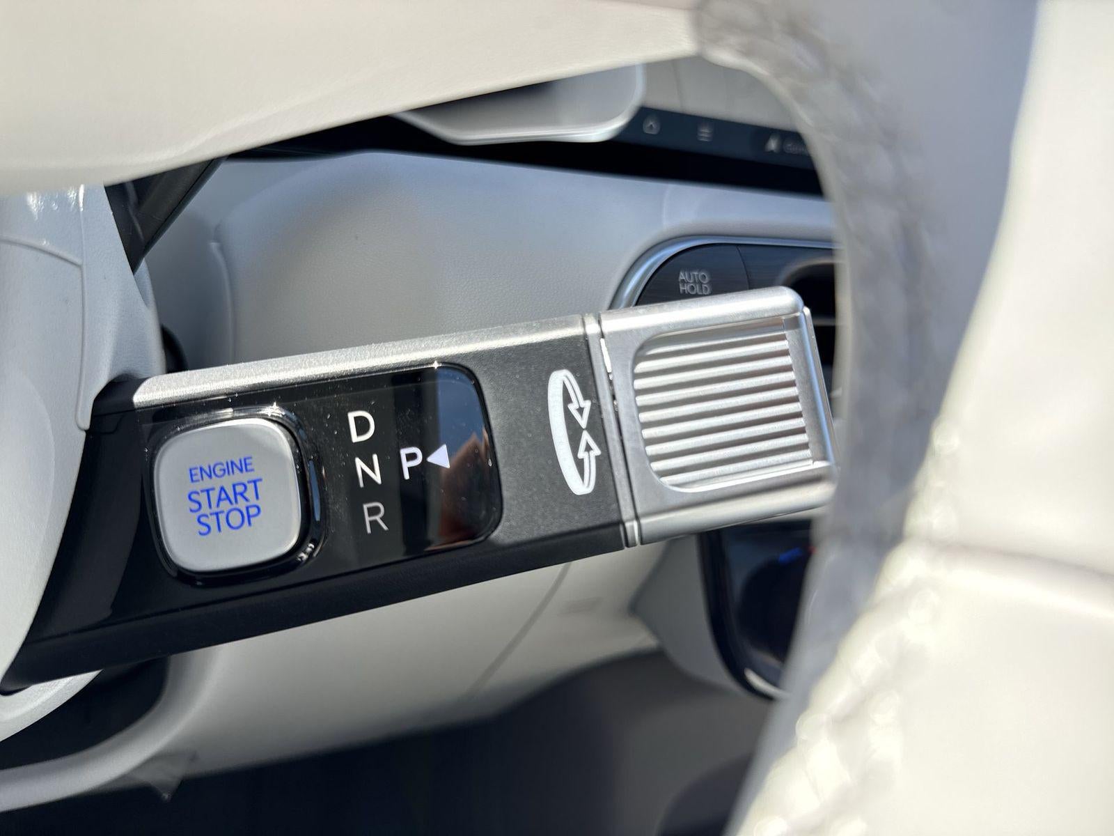 2026 Hyundai PALISADE HYBRID SEL 8 Passenger