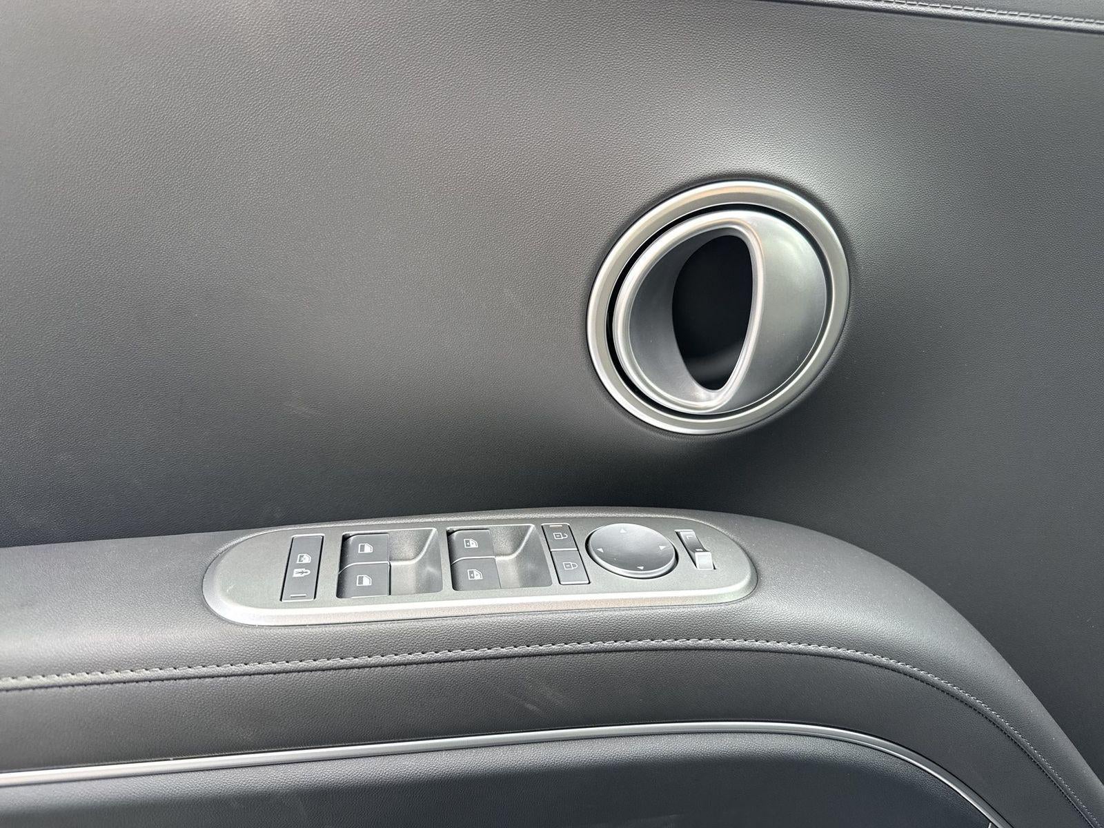 2026 Hyundai PALISADE HYBRID SEL 7 Passenger