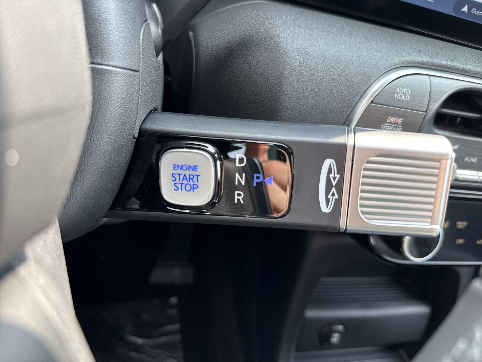 2026 Hyundai PALISADE HYBRID SEL 7 Passenger