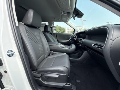 2026 Hyundai PALISADE HYBRID SEL 7 Passenger
