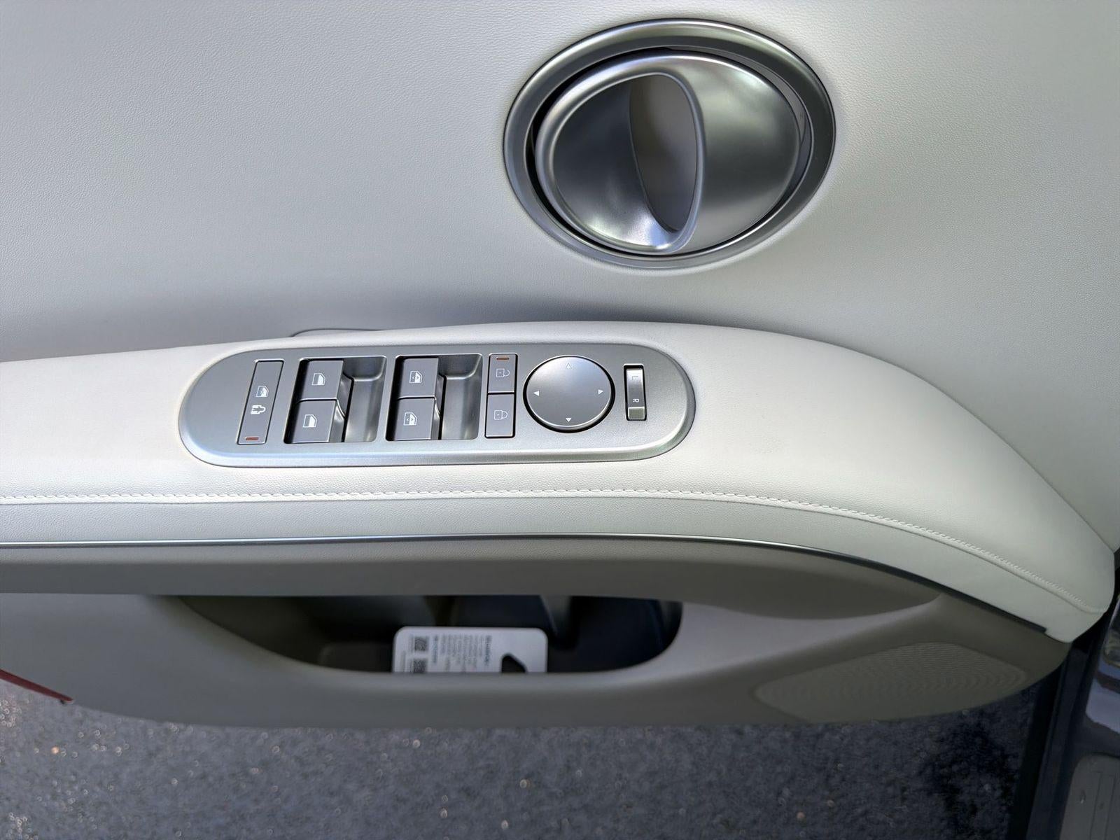 2026 Hyundai PALISADE HYBRID SEL 7 Passenger