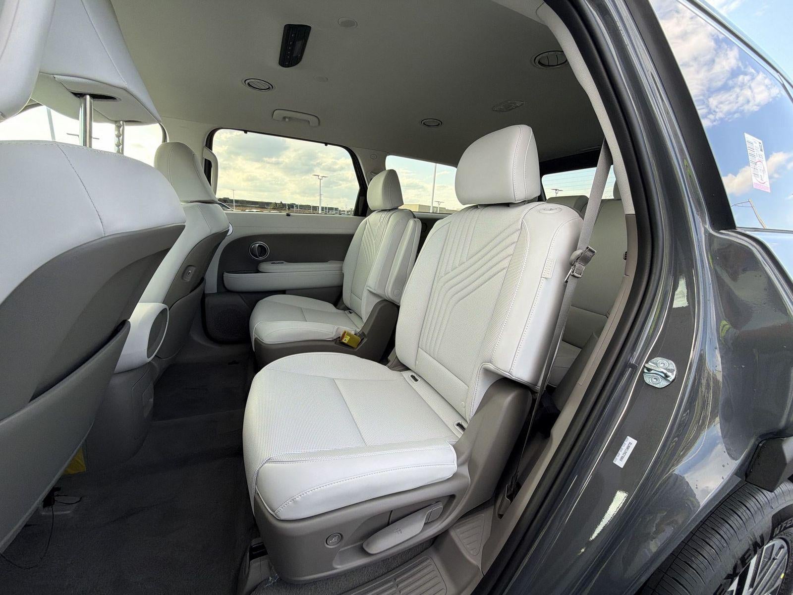 2026 Hyundai PALISADE HYBRID SEL 7 Passenger