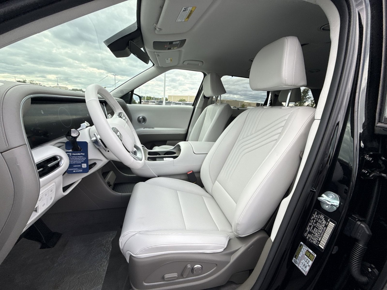 2027 Hyundai PALISADE HYBRID SEL 7 Passenger