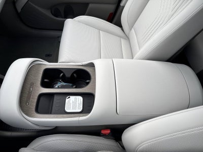 2027 Hyundai PALISADE HYBRID SEL 7 Passenger
