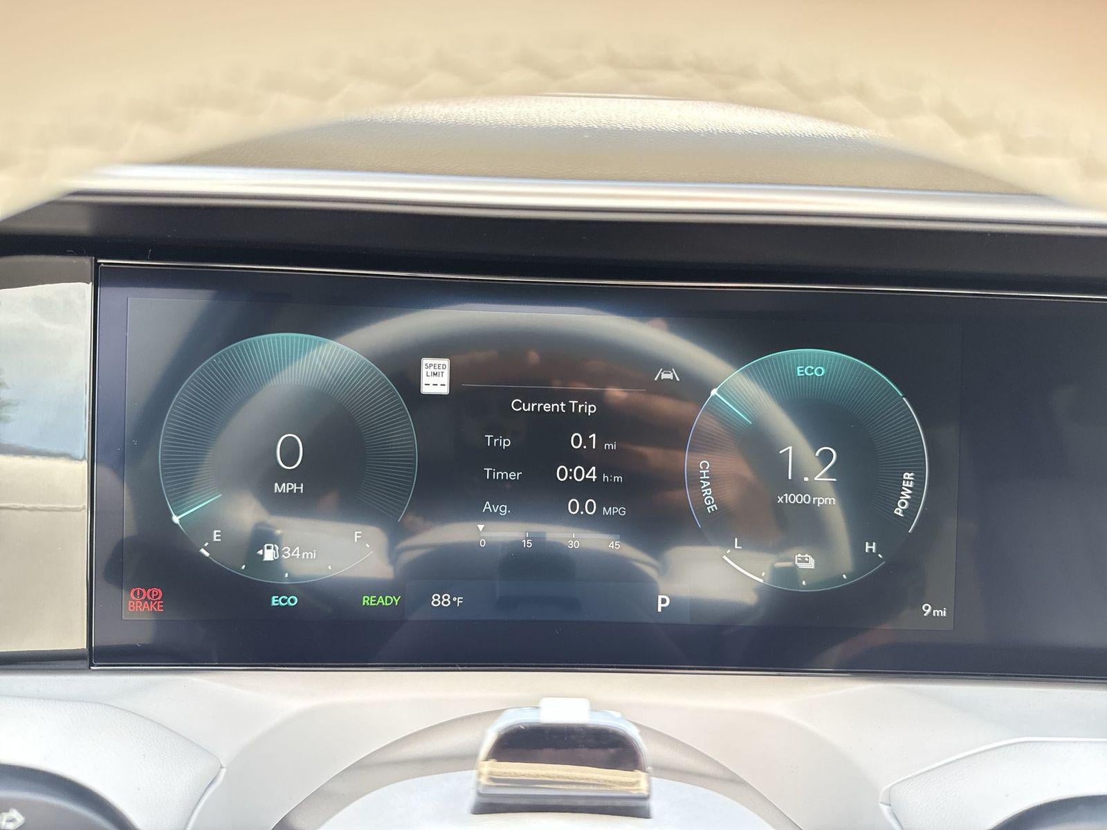2027 Hyundai PALISADE HYBRID SEL 7 Passenger