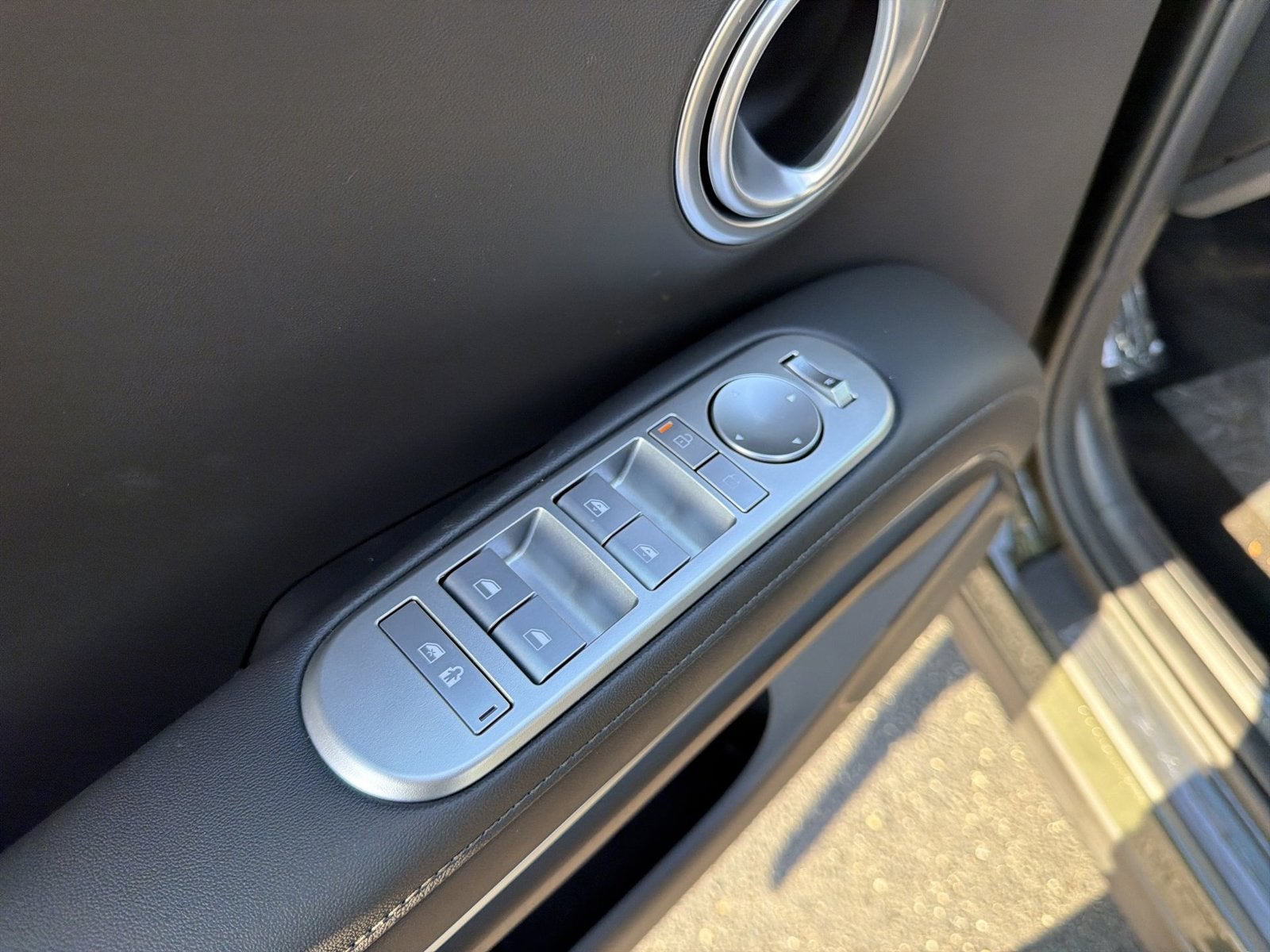 2027 Hyundai PALISADE HYBRID SEL 7 Passenger