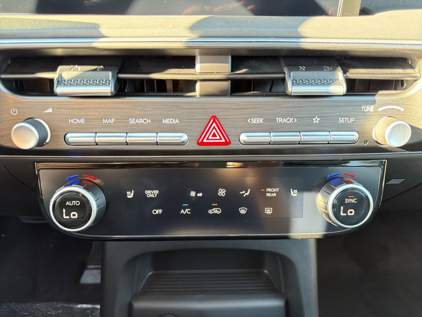 2027 Hyundai PALISADE HYBRID SEL 7 Passenger
