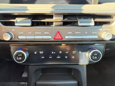 2027 Hyundai PALISADE HYBRID SEL 7 Passenger