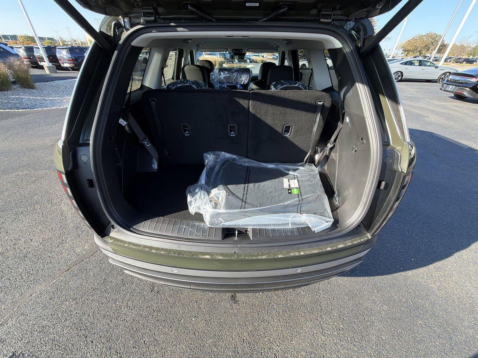 2027 Hyundai PALISADE HYBRID SEL 7 Passenger