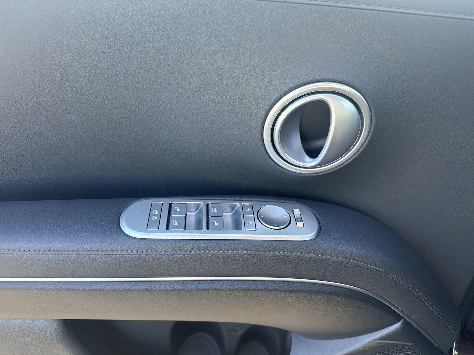 2027 Hyundai PALISADE HYBRID SEL 7 Passenger