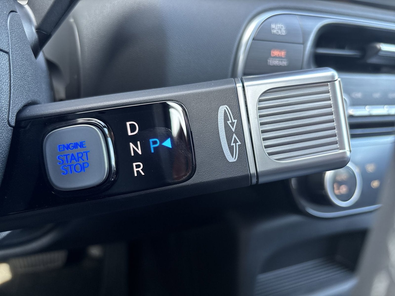 2027 Hyundai PALISADE HYBRID SEL 8 Passenger
