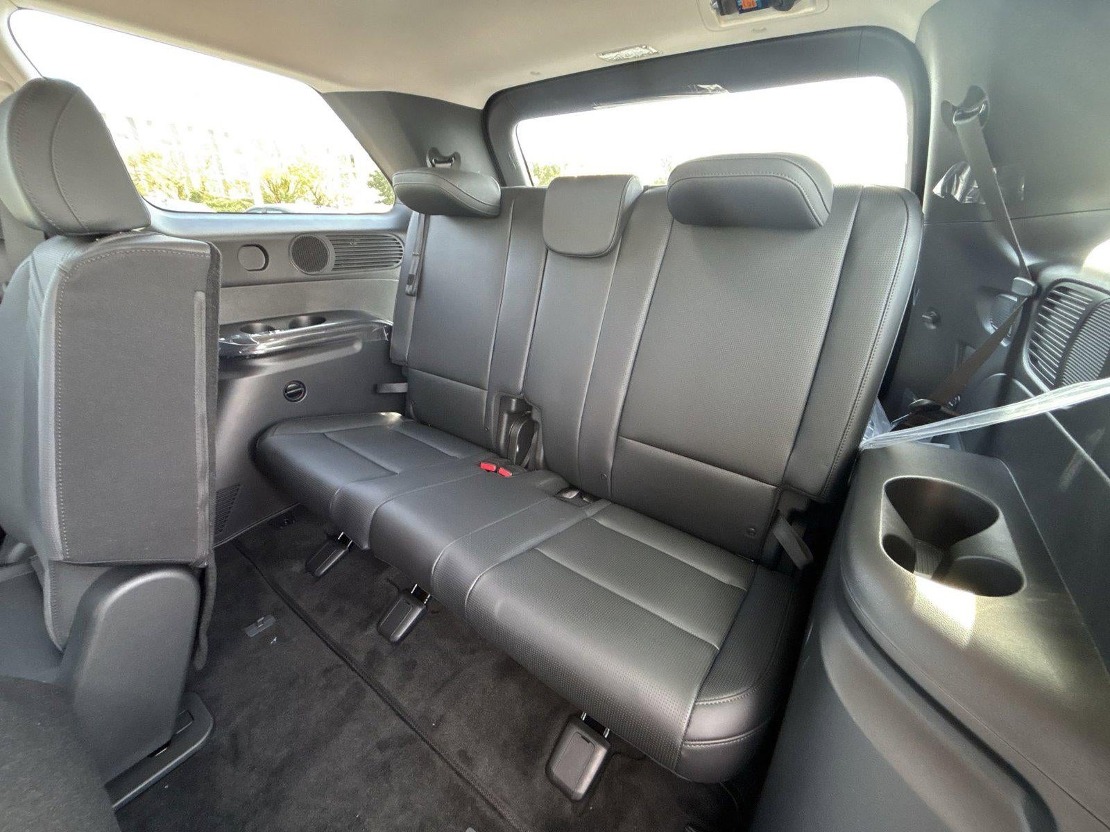 2027 Hyundai PALISADE HYBRID SEL 8 Passenger