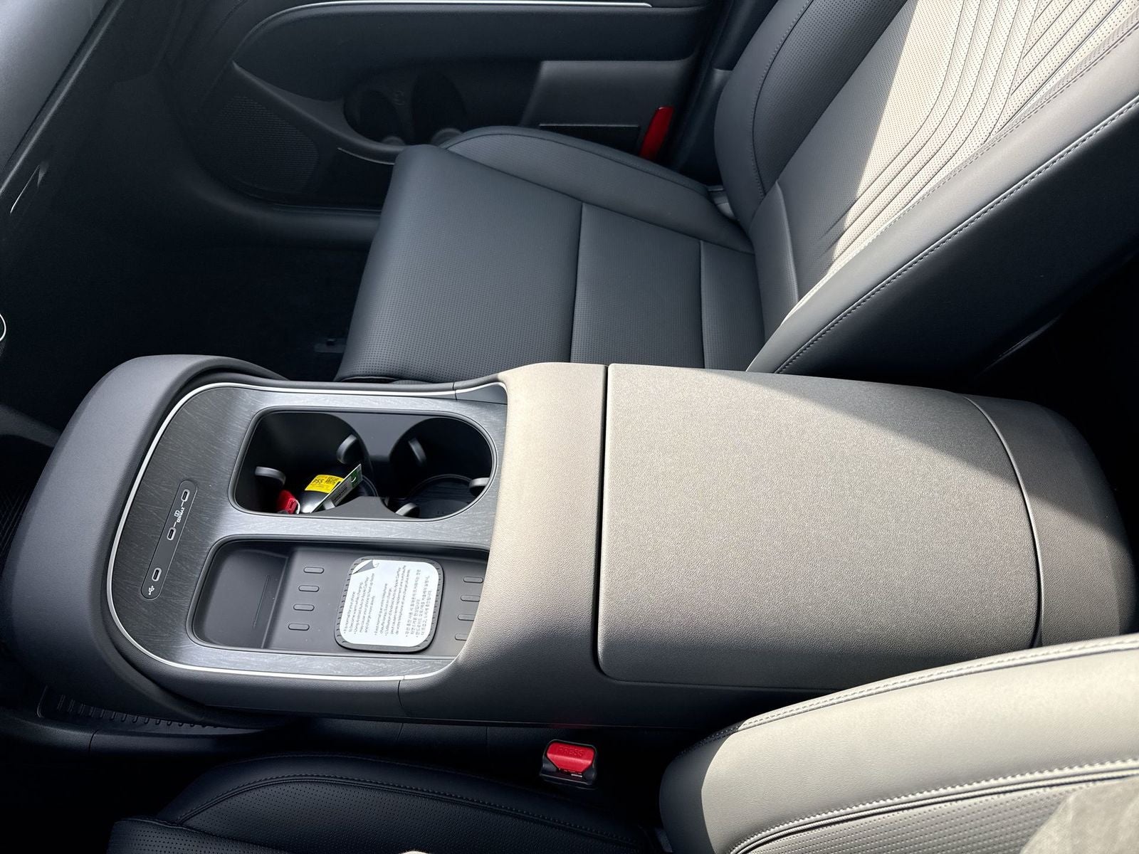 2026 Hyundai PALISADE HYBRID SEL 7 Passenger