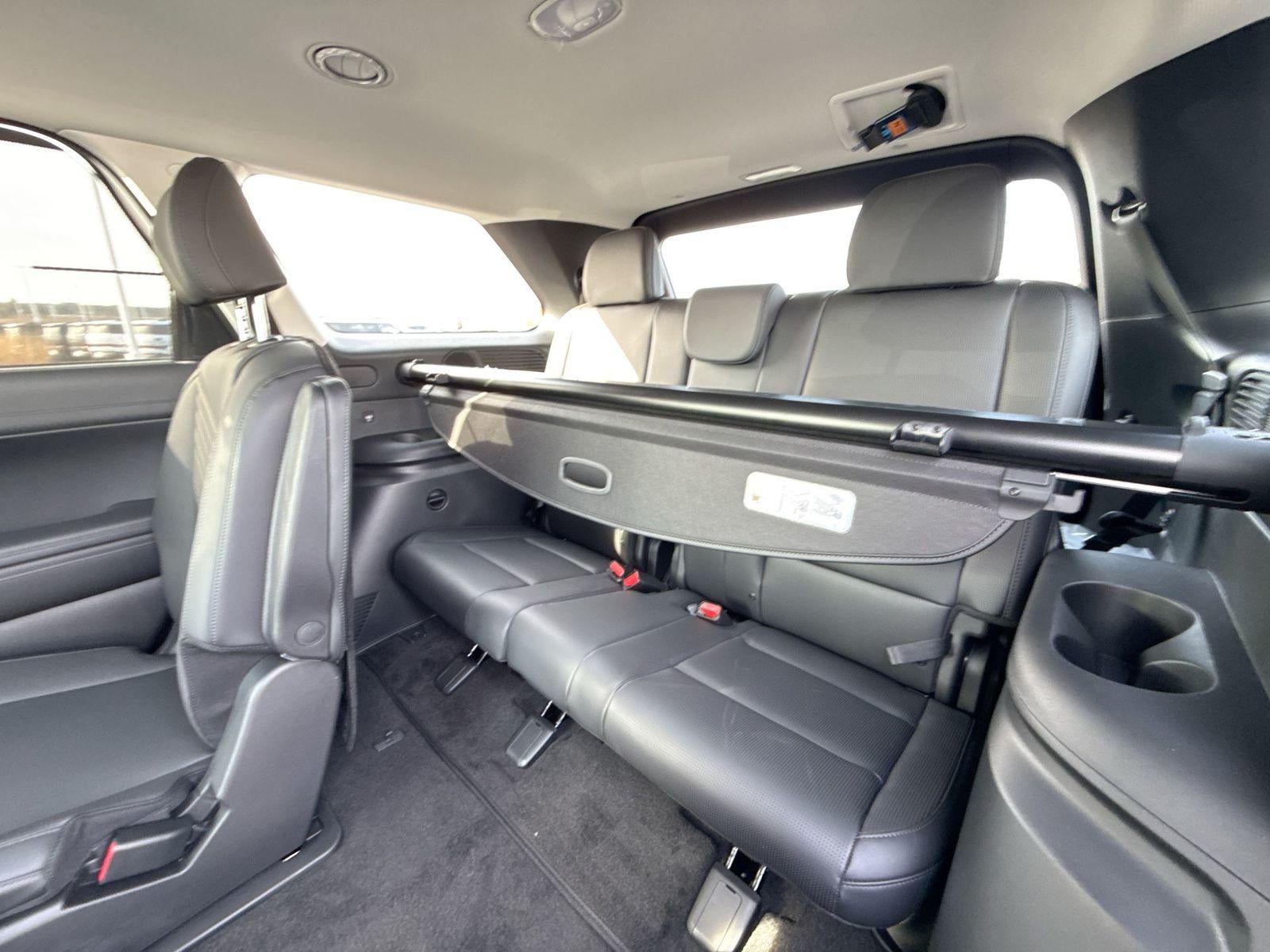 2026 Hyundai PALISADE HYBRID SEL 7 Passenger