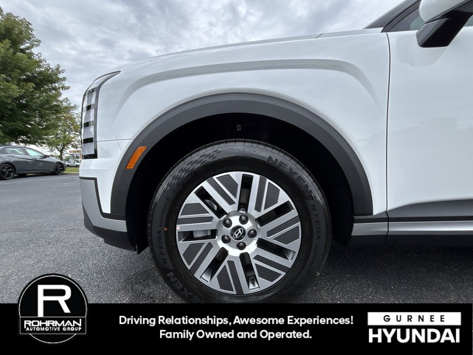 2027 Hyundai PALISADE HYBRID SEL 8 Passenger