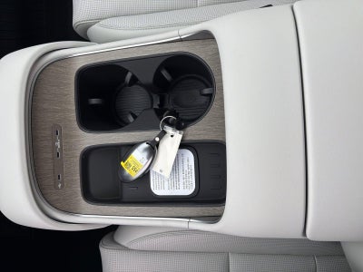 2027 Hyundai PALISADE HYBRID SEL 8 Passenger
