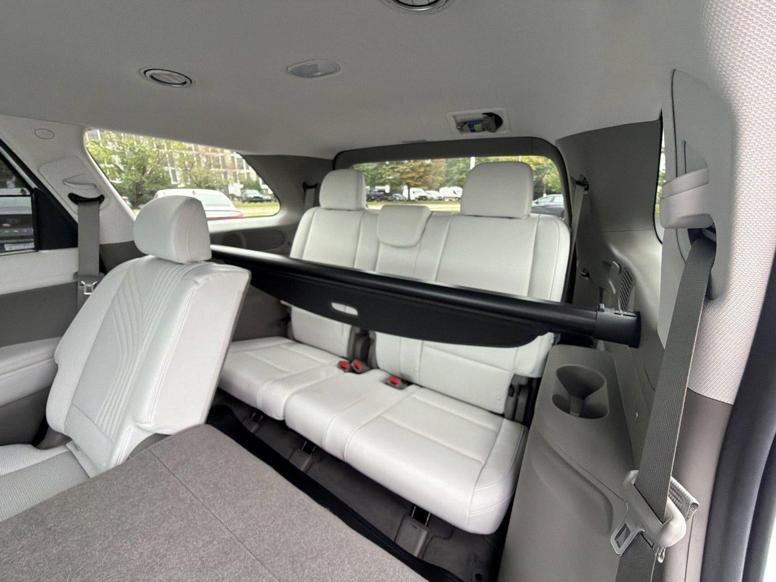 2027 Hyundai PALISADE HYBRID SEL 8 Passenger