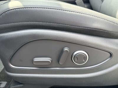 2026 Hyundai PALISADE HYBRID SEL 8 Passenger