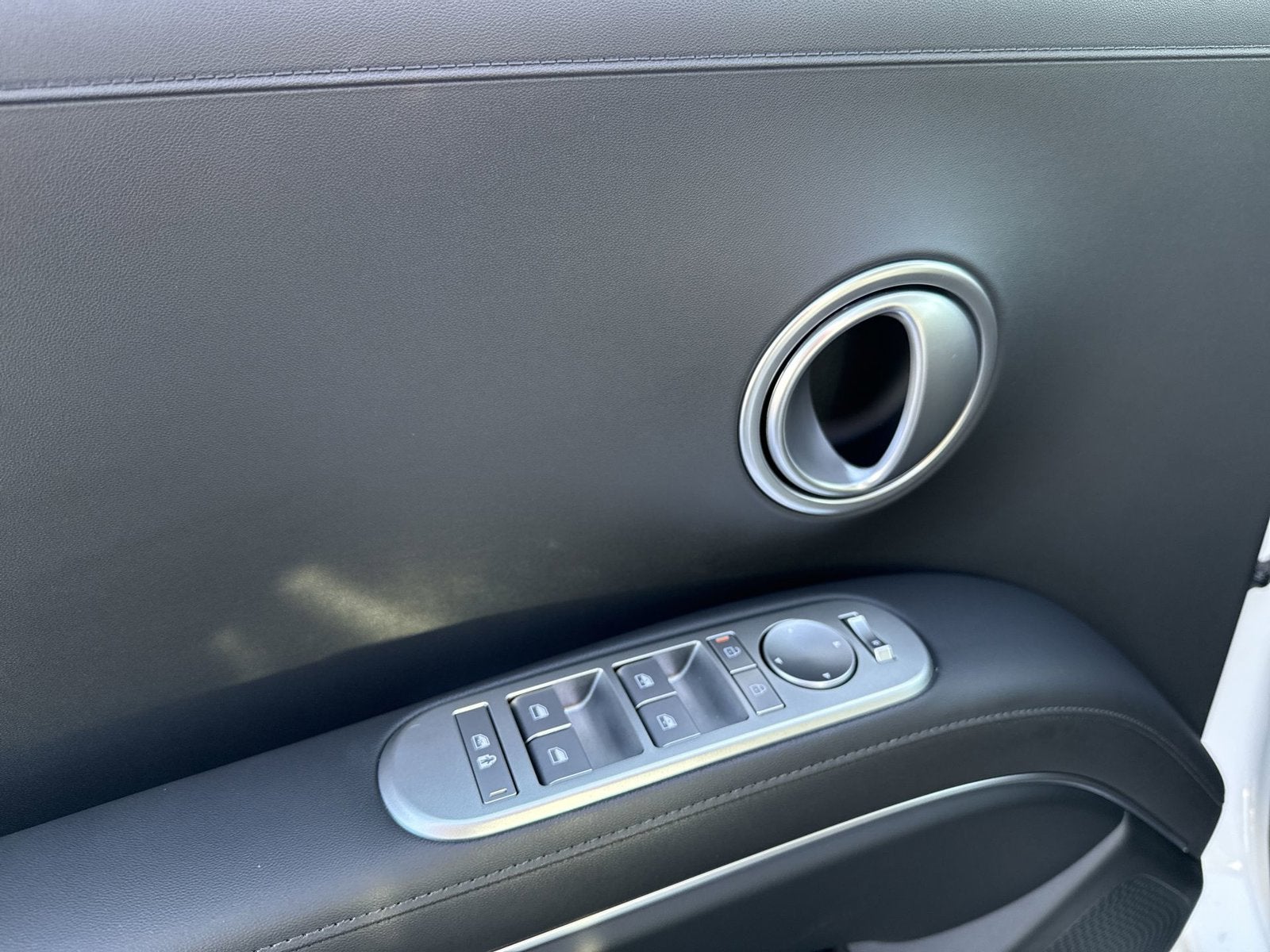 2027 Hyundai PALISADE HYBRID SEL 7 Passenger
