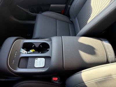 2027 Hyundai PALISADE HYBRID SEL 7 Passenger