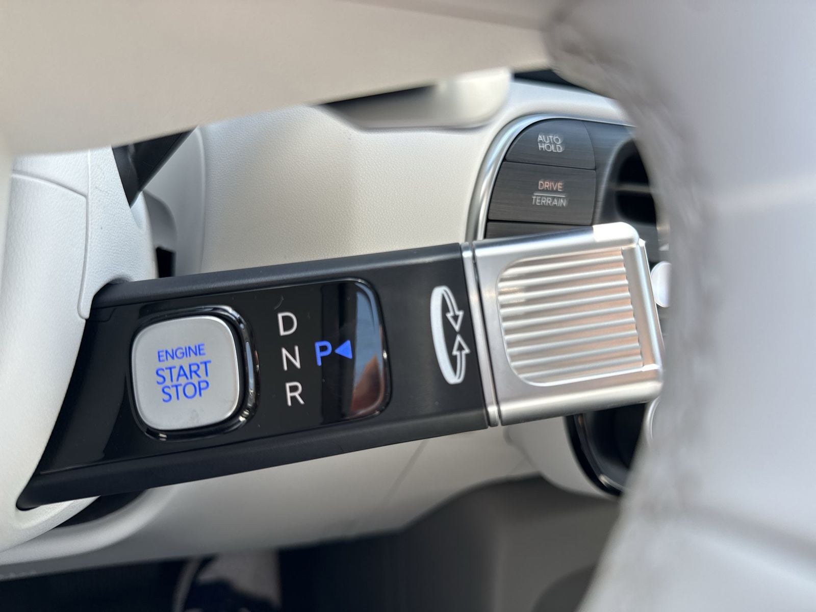 2026 Hyundai PALISADE HYBRID SEL 8 Passenger