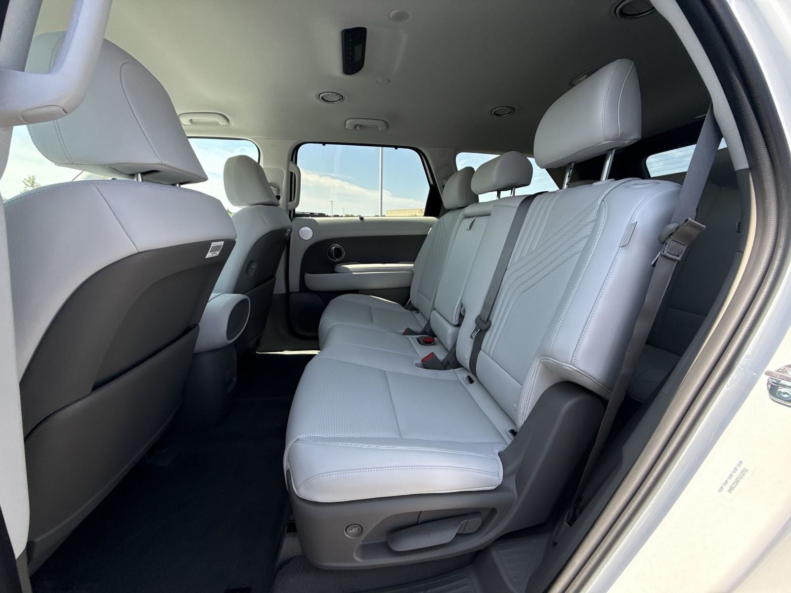 2026 Hyundai PALISADE HYBRID SEL 8 Passenger