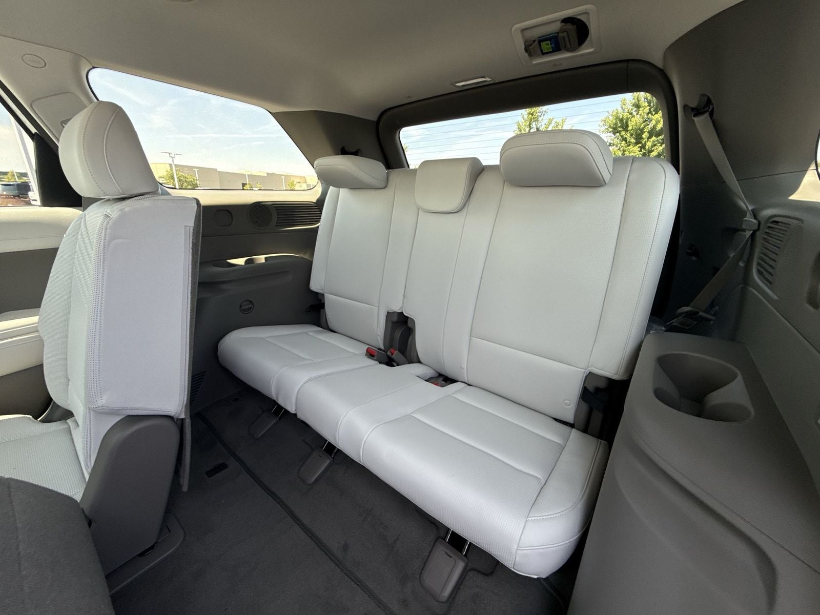 2026 Hyundai PALISADE HYBRID SEL 8 Passenger