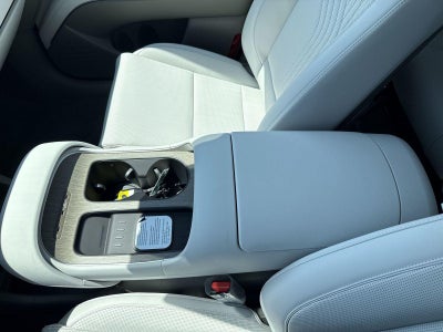 2026 Hyundai PALISADE HYBRID SEL 8 Passenger