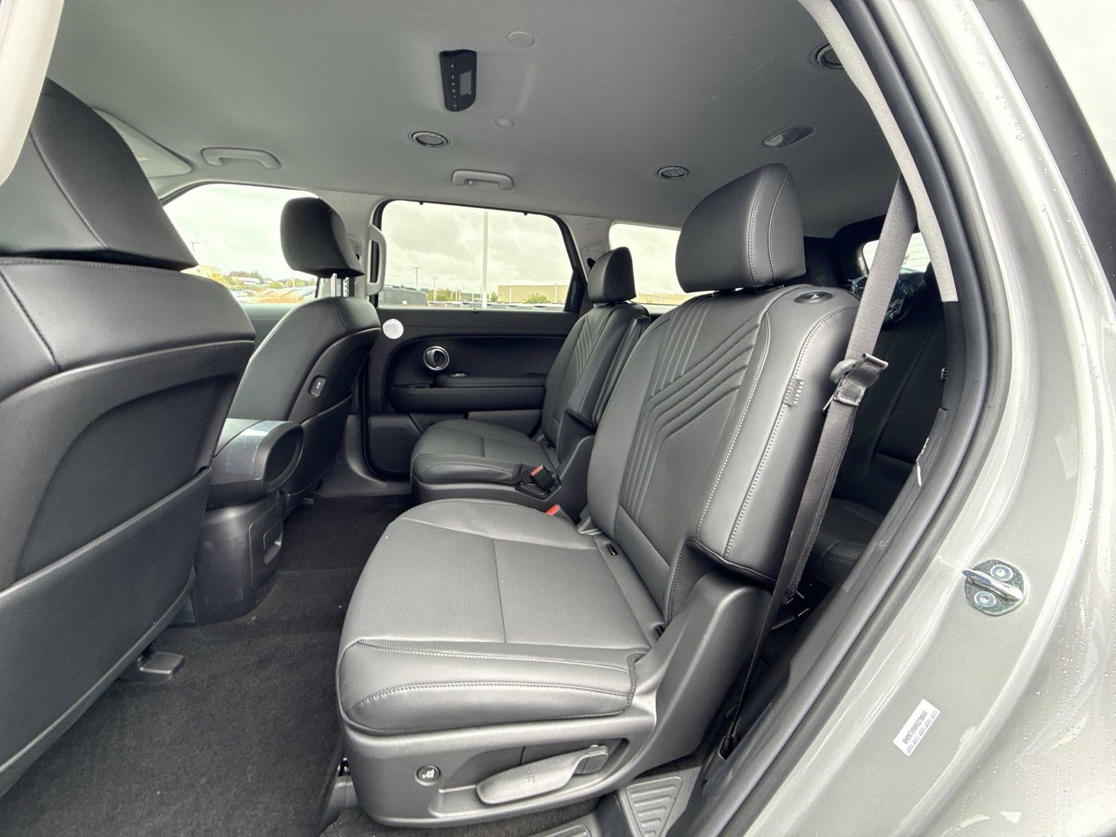 2027 Hyundai PALISADE HYBRID SEL 7 Passenger