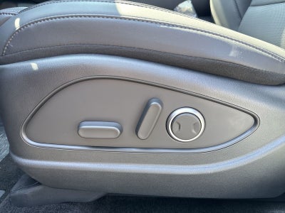 2026 Hyundai PALISADE HYBRID SEL 7 Passenger