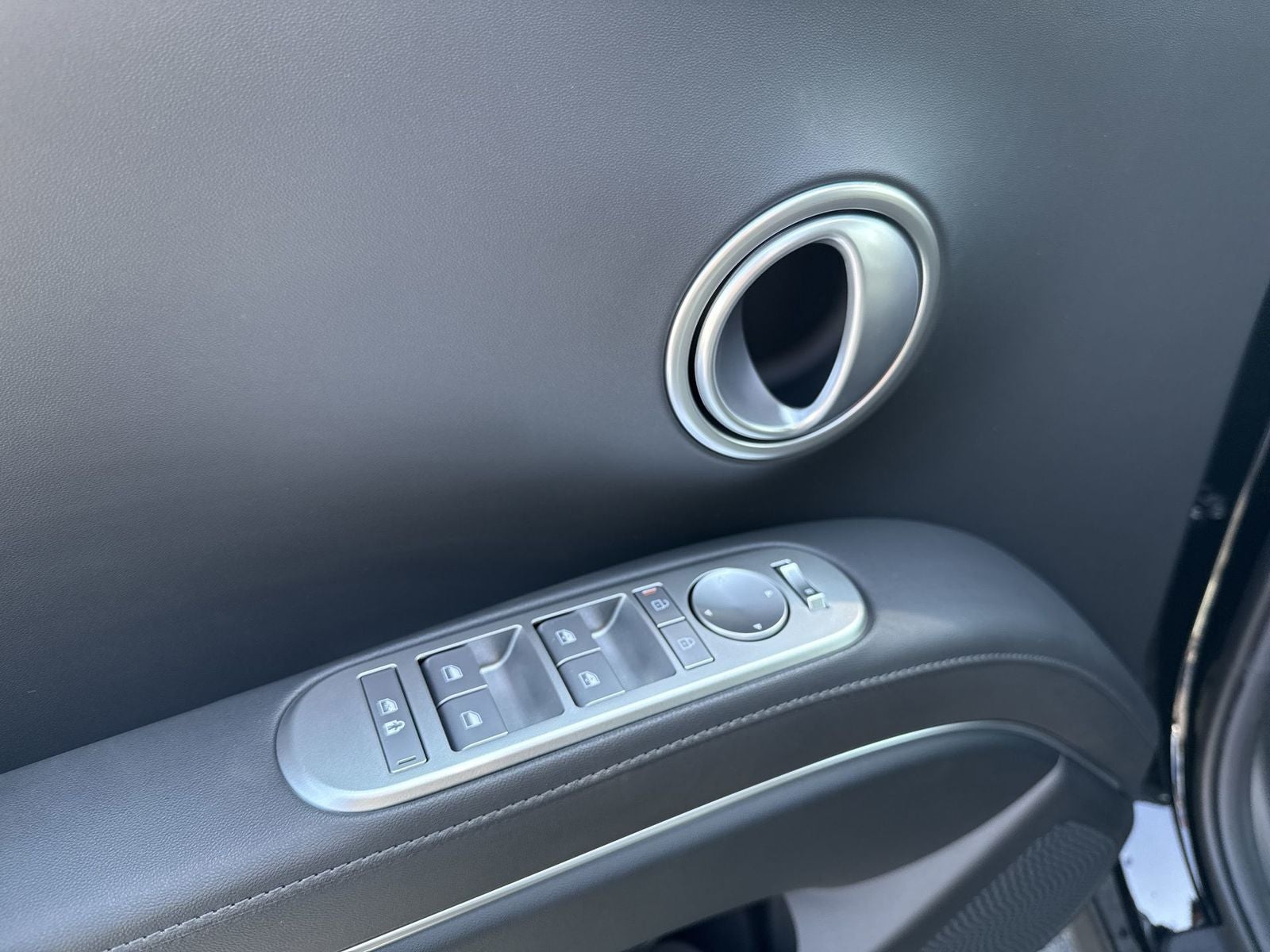 2026 Hyundai PALISADE HYBRID SEL 7 Passenger