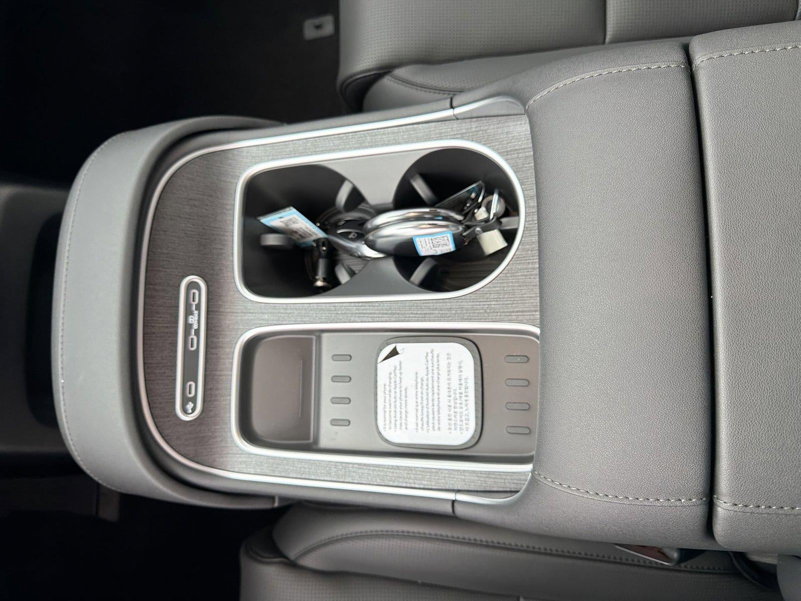 2027 Hyundai PALISADE SEL 7 Passenger