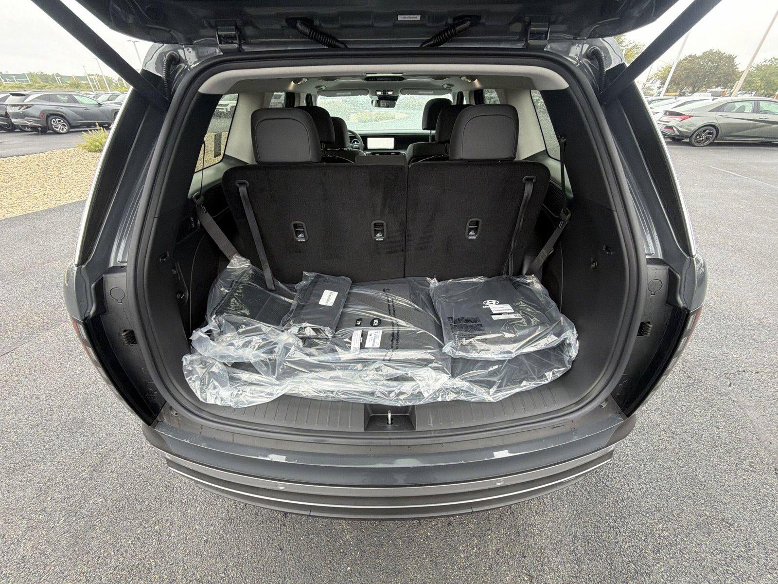 2027 Hyundai PALISADE SEL 7 Passenger