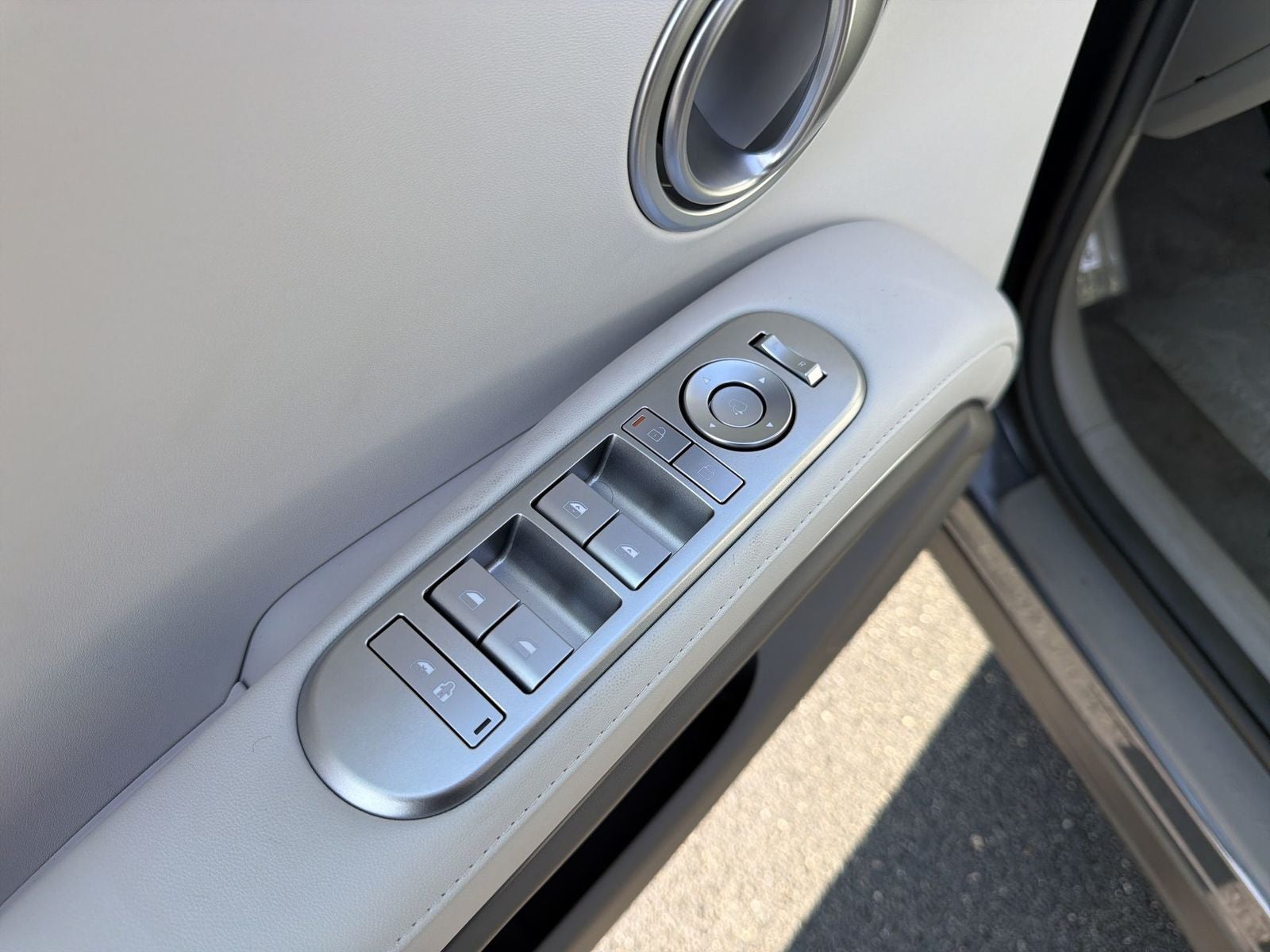 2027 Hyundai PALISADE SEL Premium 7 Passenger
