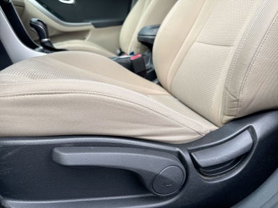 2017 Hyundai ELANTRA GT Base