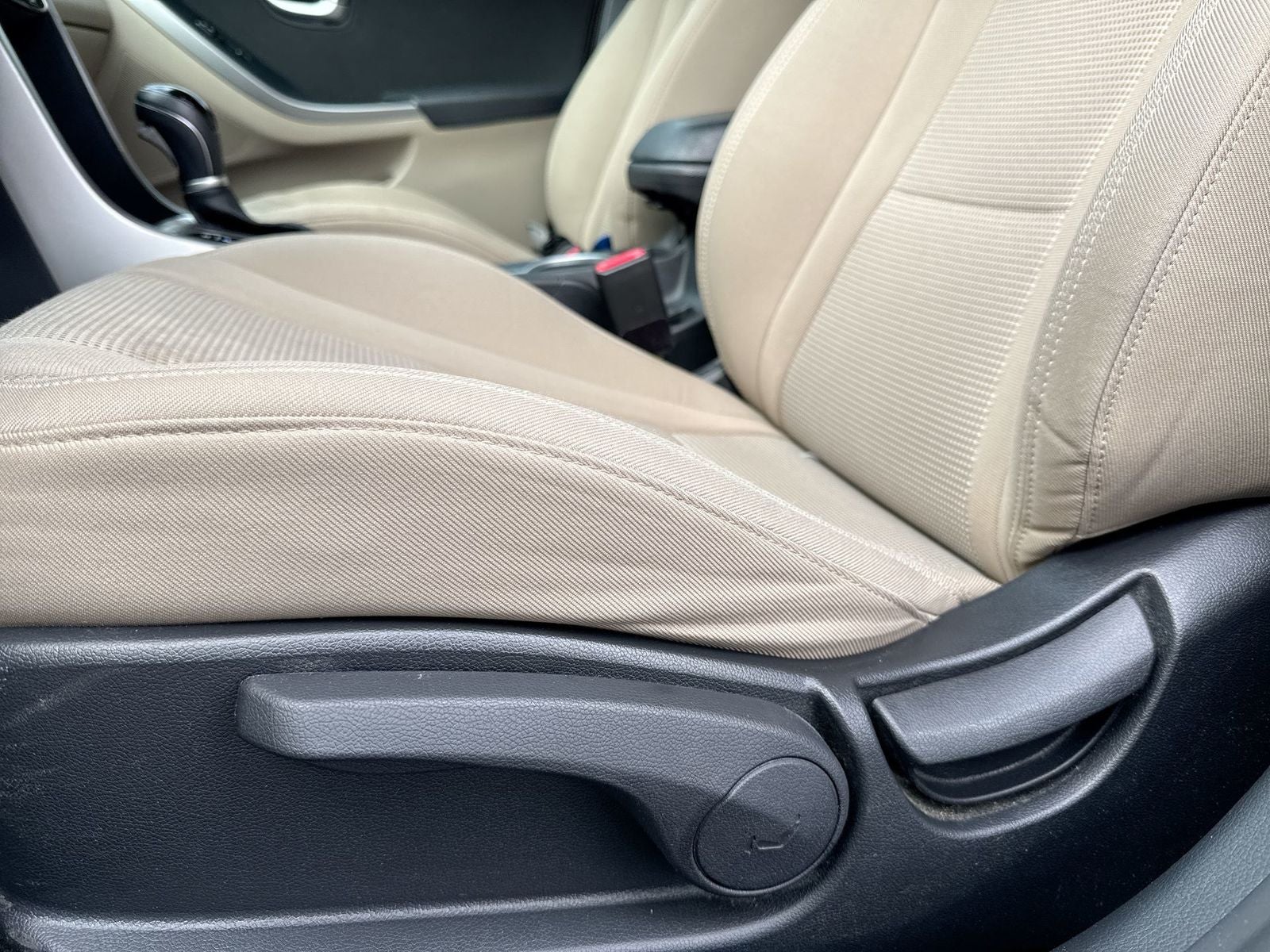 2017 Hyundai ELANTRA GT Base