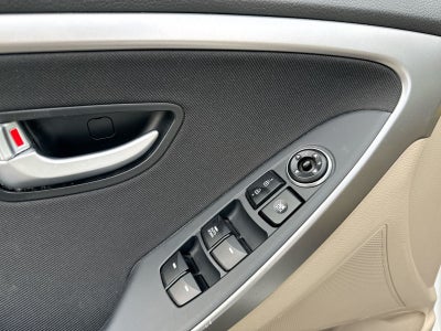 2017 Hyundai ELANTRA GT Base